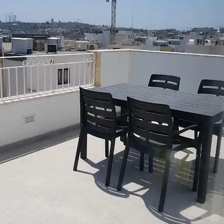 2 Bedroom Spacious Duplex Penthouse - P0010 Апартаменты